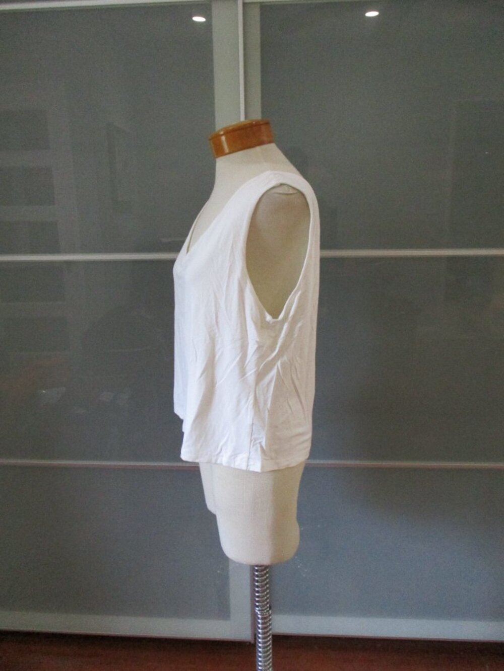LK Bennett "Athena" V-Neck Tank Top - Picture 2 of 5